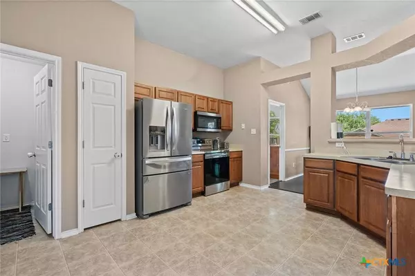 2807 Bastion LOOP, Killeen, TX 76542