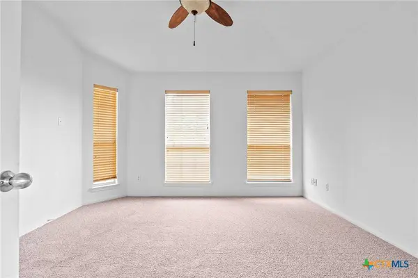 301 Crowfoot DR, Harker Heights, TX 76548