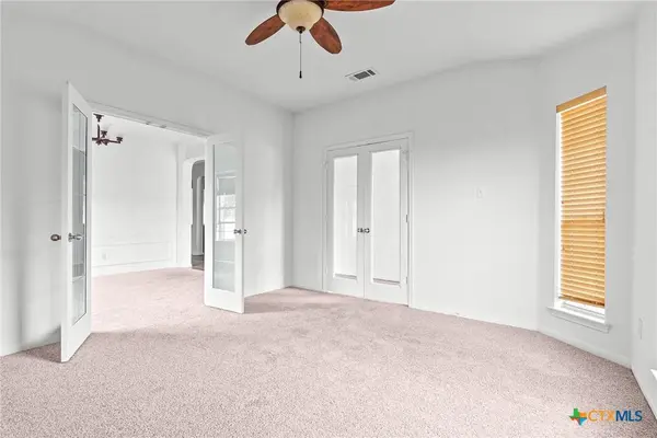 301 Crowfoot DR, Harker Heights, TX 76548