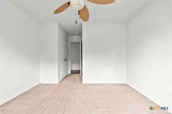 301 Crowfoot DR, Harker Heights, TX 76548