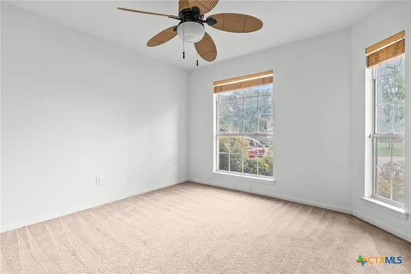 301 Crowfoot DR, Harker Heights, TX 76548