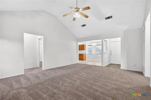 3607 Levy LN, Killeen, TX 76542