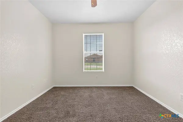 2411 Thoroughbred DR, Killeen, TX 76549