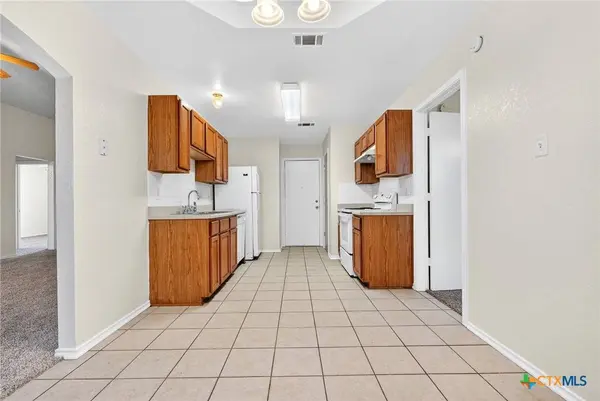 2411 Thoroughbred DR, Killeen, TX 76549