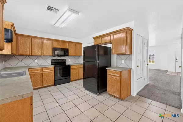 2405 Napier DR, Killeen, TX 76542