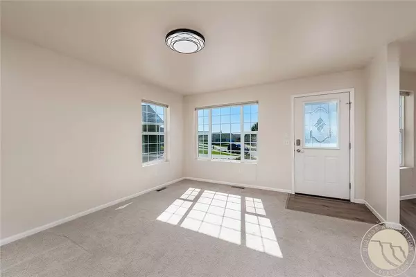 3136 Amelia CIR, Billings, MT 59106