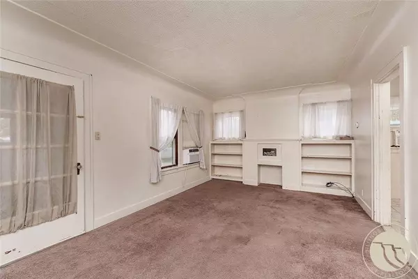 2214 N 6th AVE N, Billings, MT 59101