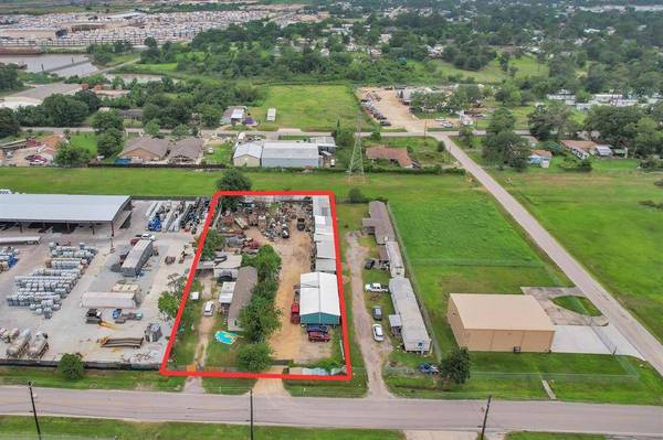 908 Lakeside DR, Channelview, TX 77530