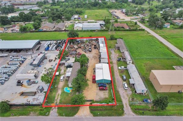 908 Lakeside DR, Channelview, TX 77530