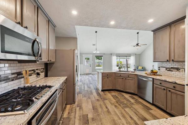 29814 S Legends Chase CIR, Spring, TX 77386