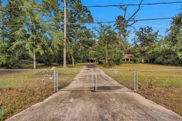 29526 W Hawthorne DR, Spring, TX 77386