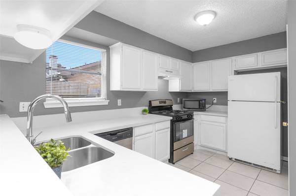 11330 Sunfish LN, Houston, TX 77067