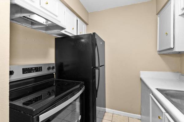 201 W Rosamond ST #61, Houston, TX 77076