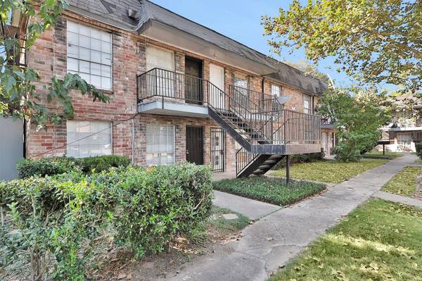 201 W Rosamond ST #53, Houston, TX 77076