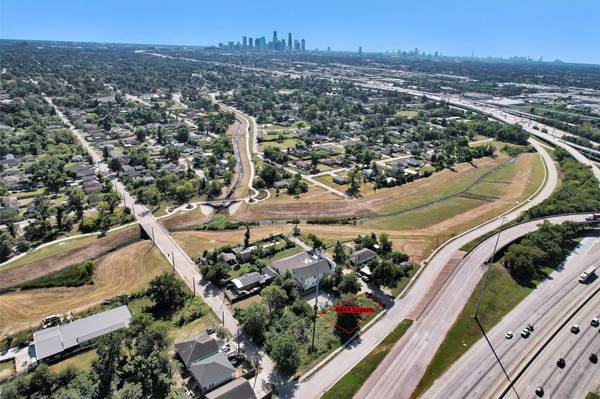 4844 Sayers ST, Houston, TX 77026