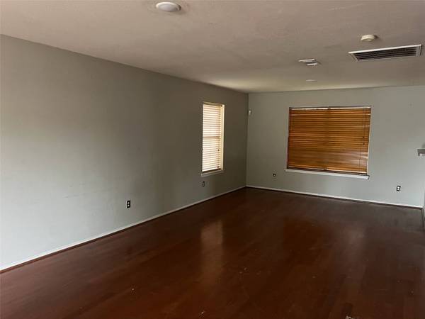 5935 Sattler Park DR, Houston, TX 77086