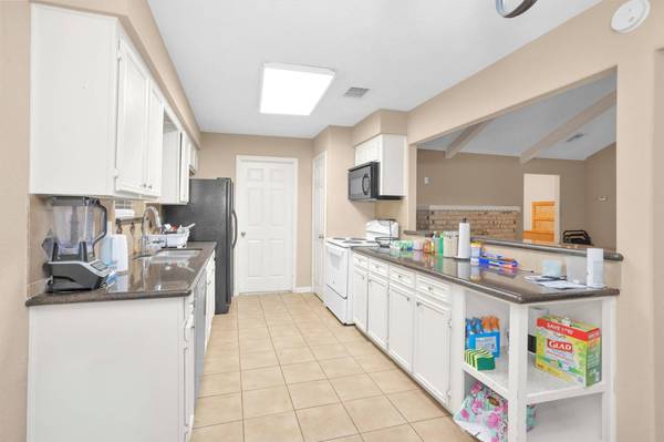 16327 Green Shade DR, Houston, TX 77090