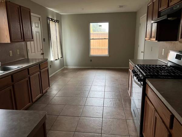 5935 Sattler Park DR, Houston, TX 77086