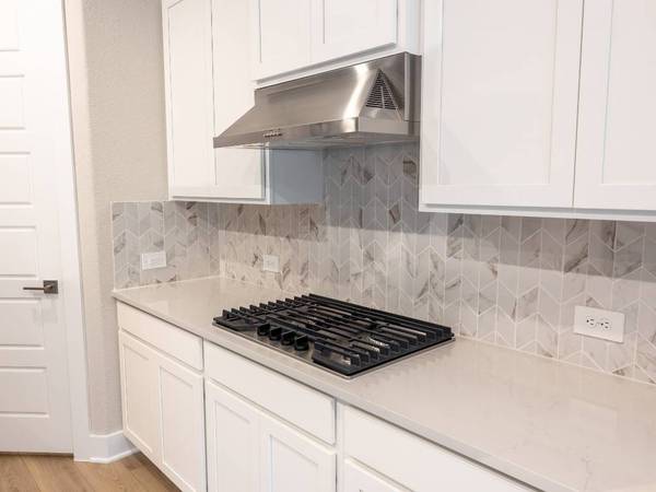 2010 Bluff Oak CT, Conroe, TX 77304