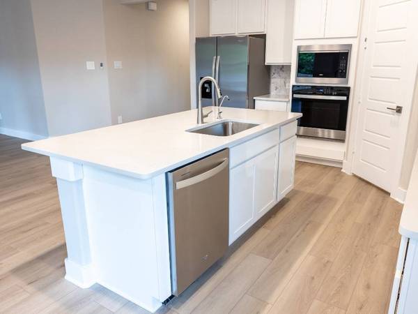 2010 Bluff Oak CT, Conroe, TX 77304