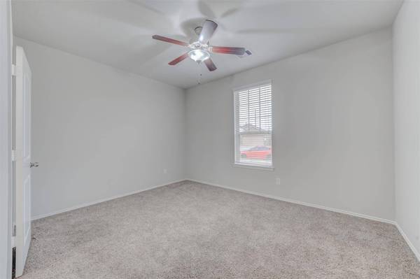 24311 S Newcastle Bay TRL, Spring, TX 77389