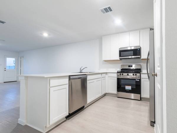 31406 Pratola Serra CIR, Huffman, TX 77336