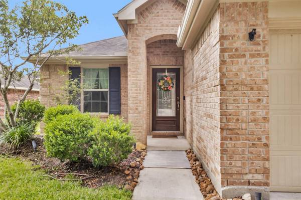 1700 Fall Forest CT, Conroe, TX 77301