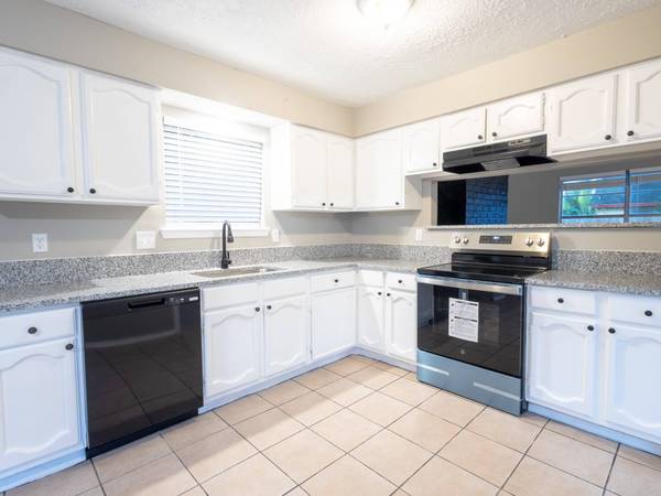 6542 Bridgegate DR, Spring, TX 77373