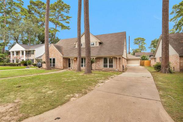 1122 Rhine LN, Houston, TX 77090