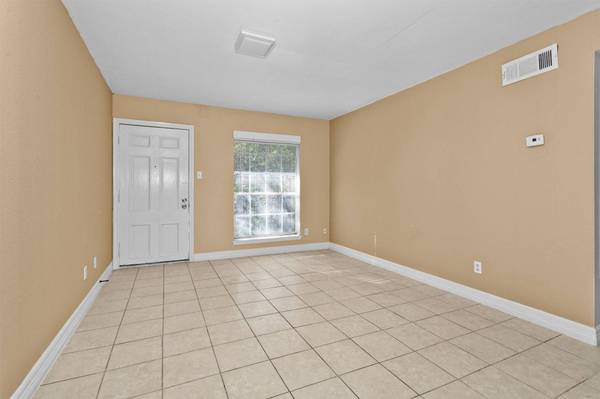201 W Rosamond ST #61, Houston, TX 77076