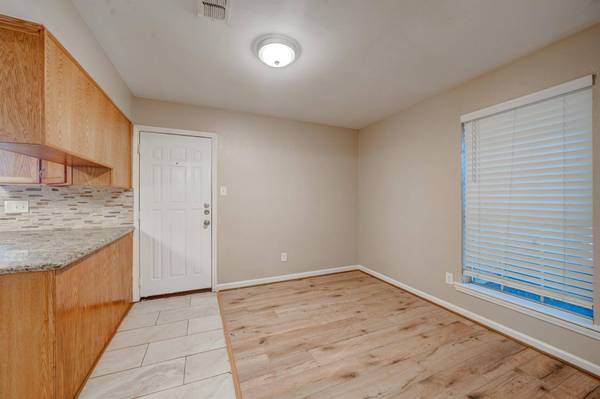 6331 Oaknut DR, Houston, TX 77088