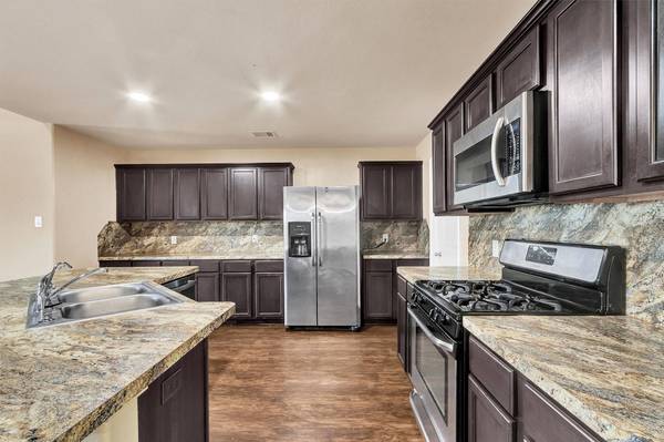 2119 Treasure Mountain DR, Spring, TX 77388