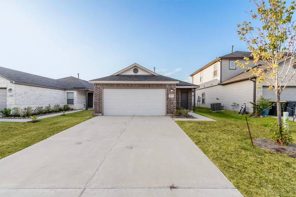2637 Shady Cedar CT