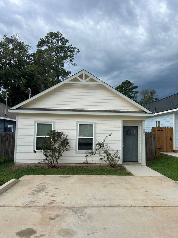 826 Omeara, Montgomery, TX 77316