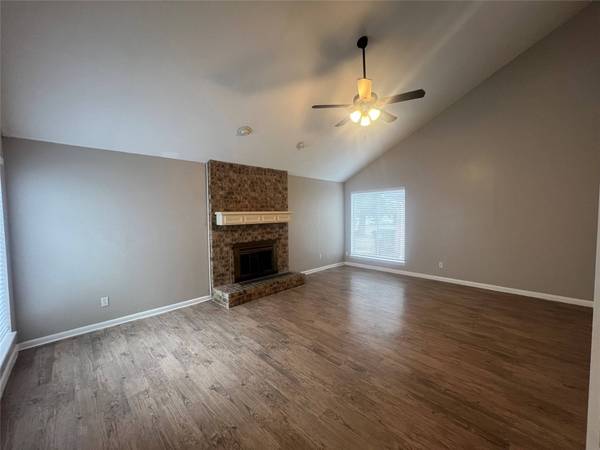15107 Silverman ST, Houston, TX 77598