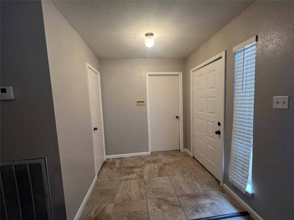 15107 Silverman ST, Houston, TX 77598