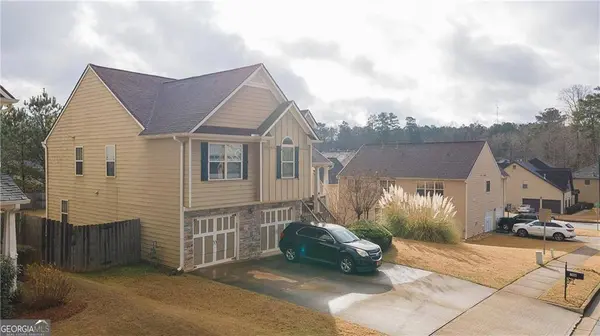 1066 Mcduffie CIR, Douglasville, GA 30134