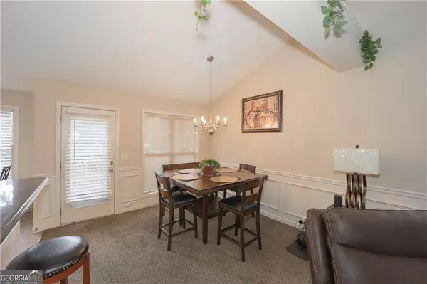 1066 Mcduffie CIR, Douglasville, GA 30134