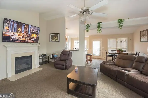 1066 Mcduffie CIR, Douglasville, GA 30134