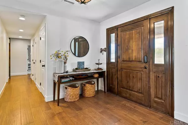 6658 Belle Haven DR, San Diego, CA 92120