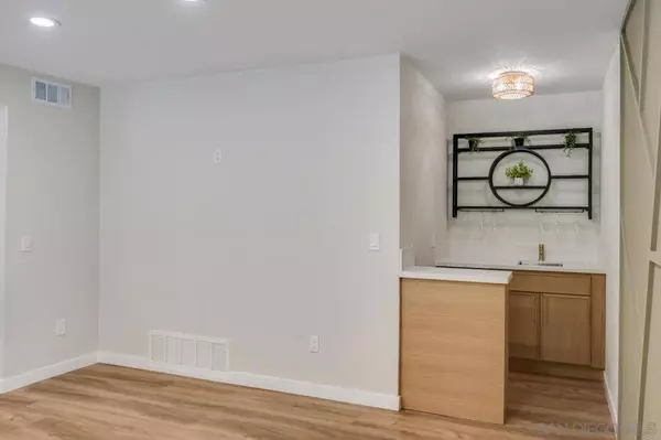 6777 Deerwood Ct, San Diego, CA 92120