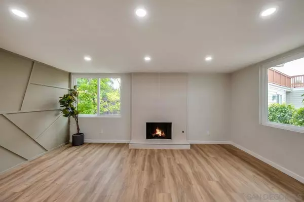 6777 Deerwood Ct, San Diego, CA 92120