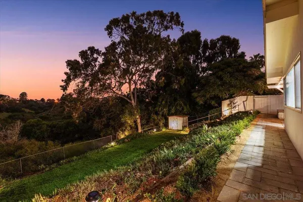 4472 Mount Lindsey Ave, San Diego, CA 92117