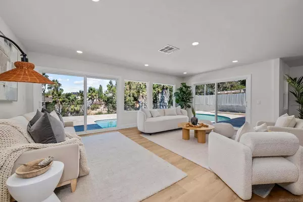 6196 Rockhurst Dr, San Diego, CA 92120