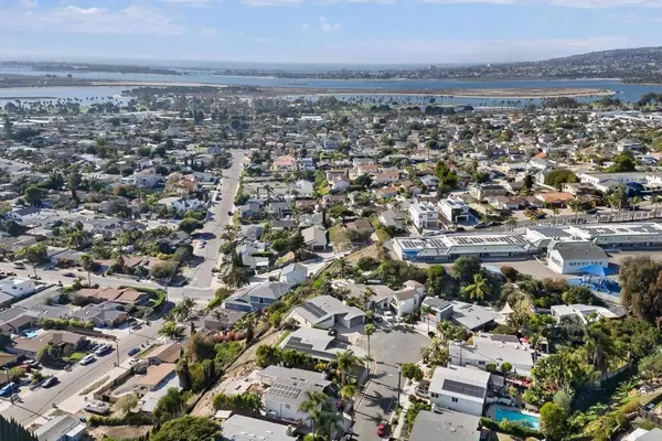 4821 Viane WAY, San Diego, CA 92110