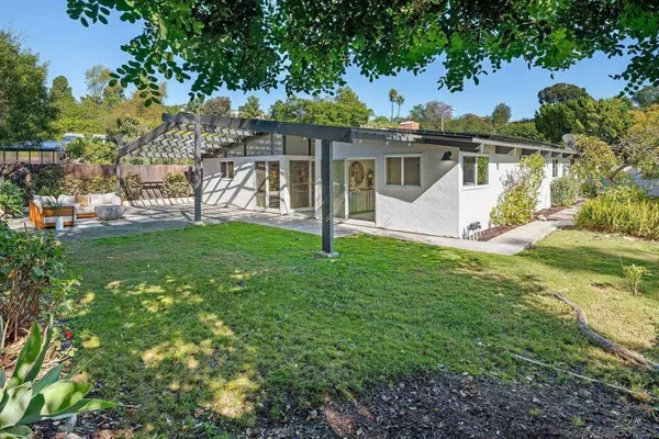 5672 Dartford Way, San Diego, CA 92120