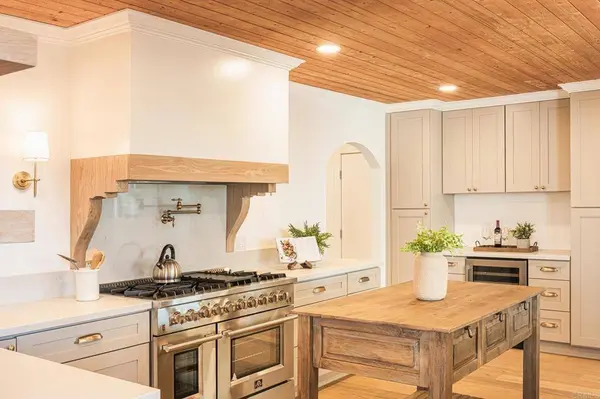 3951 Atascadero DR, San Diego, CA 92107