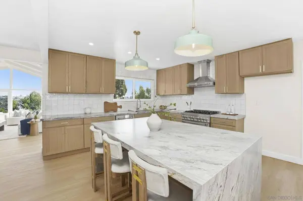 4971 September St., San Diego, CA 92110