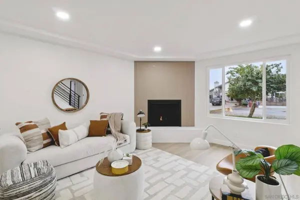 4334 Rous St., San Diego, CA 92122