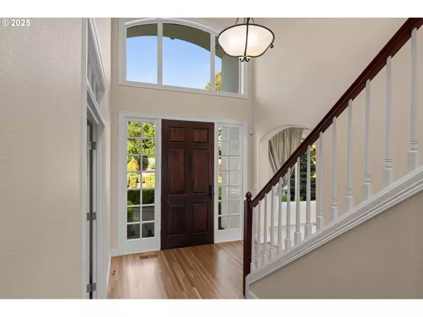 14405 NW VALLEY VIEW LN, Portland, OR 97231